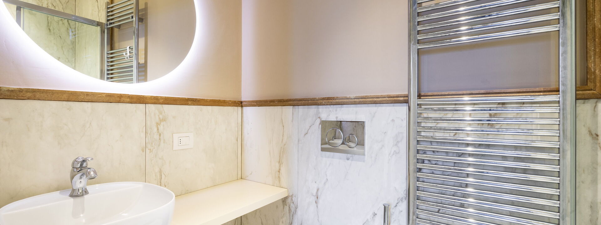 Palazzo Pazzi Vitali Luxury Apartments In Florence - Albizi Penthouse: Autunno, Bagno, Estate, Inverno, Primavera