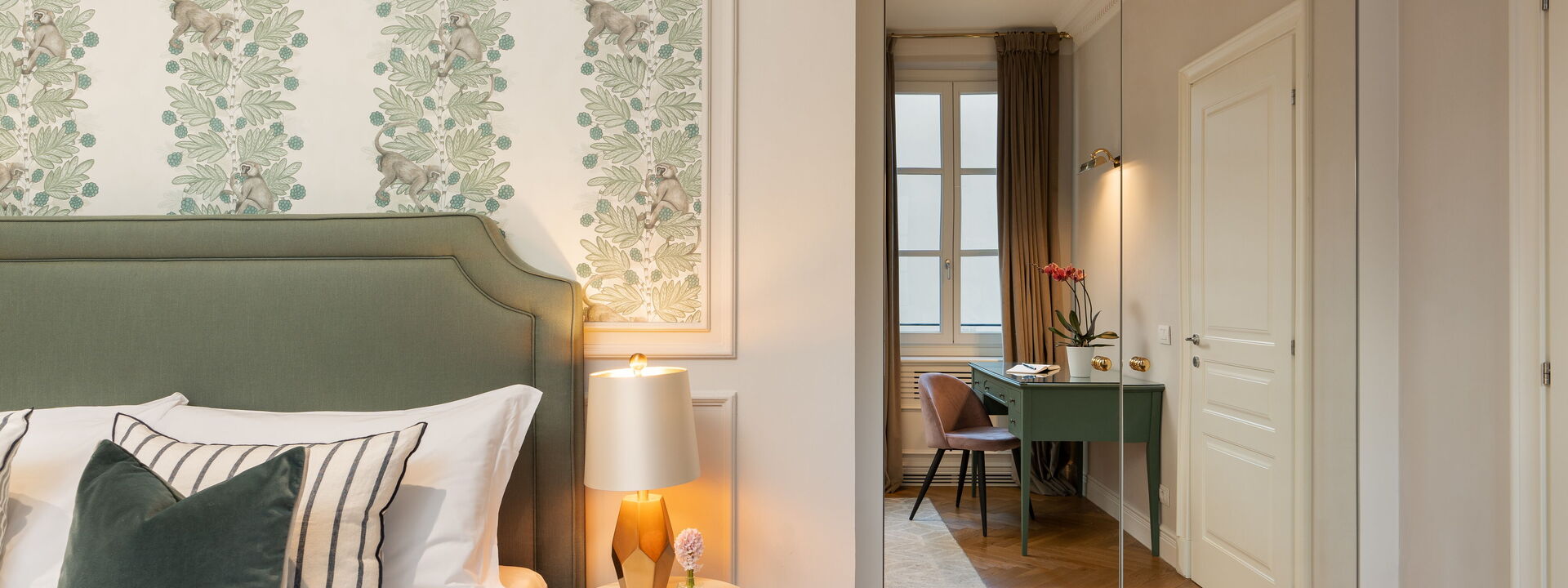 Palazzo Pazzi Vitali by Geco Vacation Rentals - Bargello Penthouse: Autunno, Camera da letto, Estate, Primavera