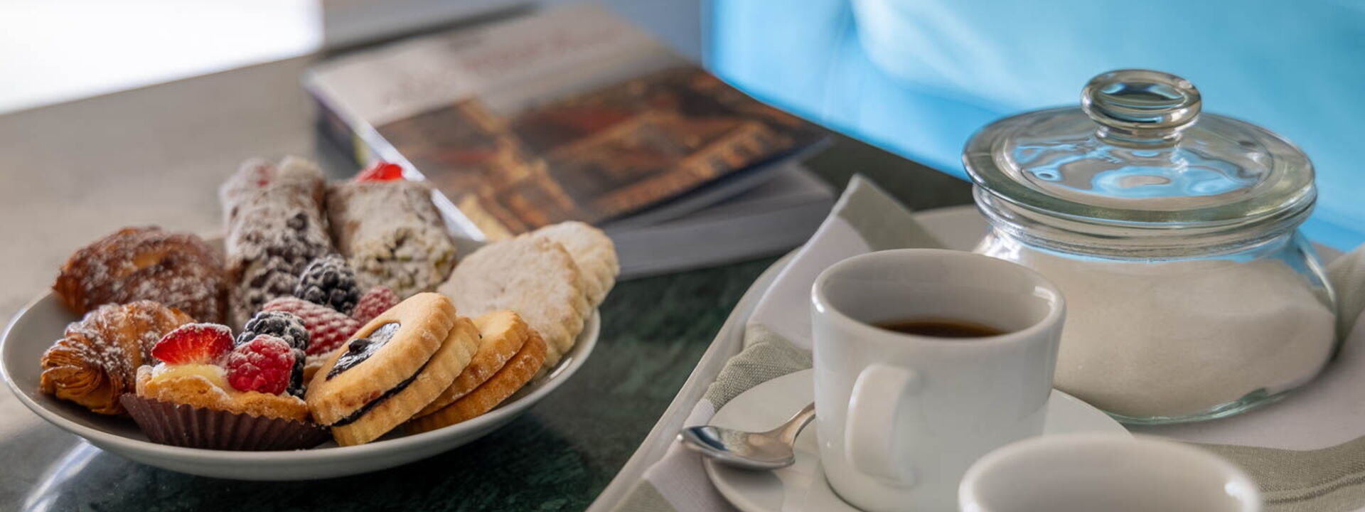 Palazzo Pazzi Vitali Luxury Apartments In Florence - Torretta Penthouse: Autunno, Cucina, Dettagli della stanza, Estate, Primavera