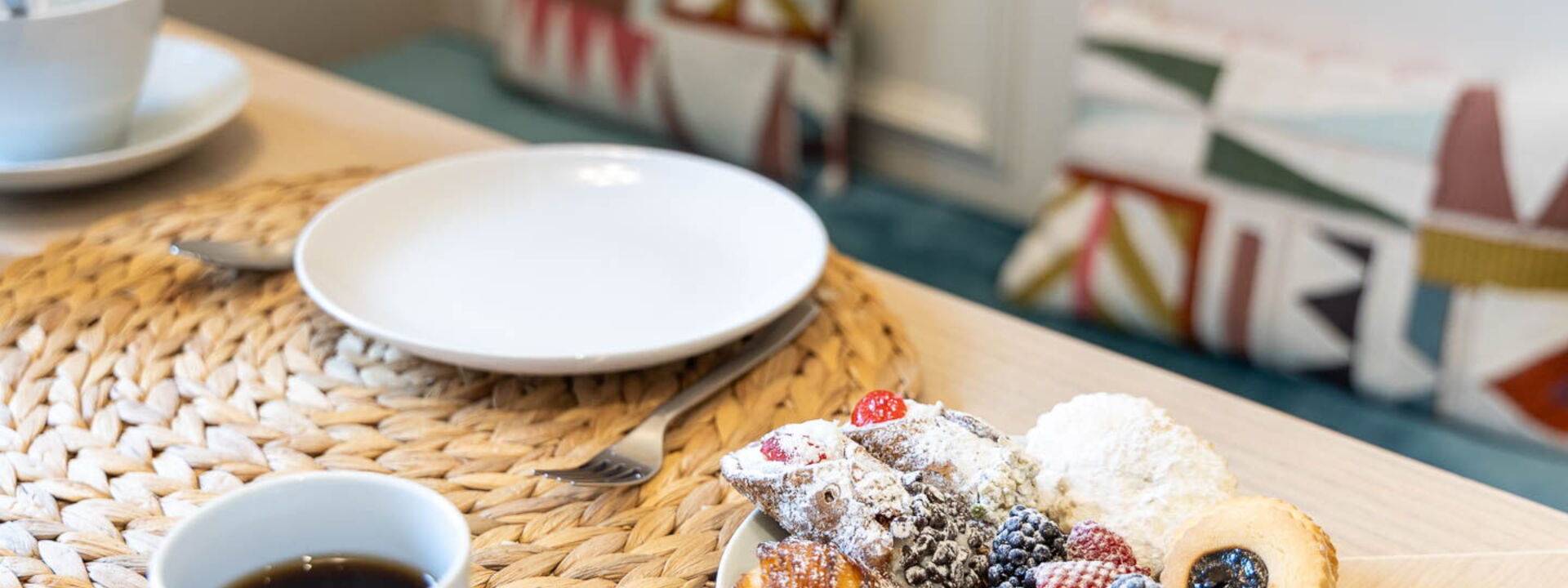 Palazzo Pazzi Vitali Luxury Apartments In Florence - Torretta Penthouse: Autunno, Cucina, Dettagli della stanza, Estate, Primavera