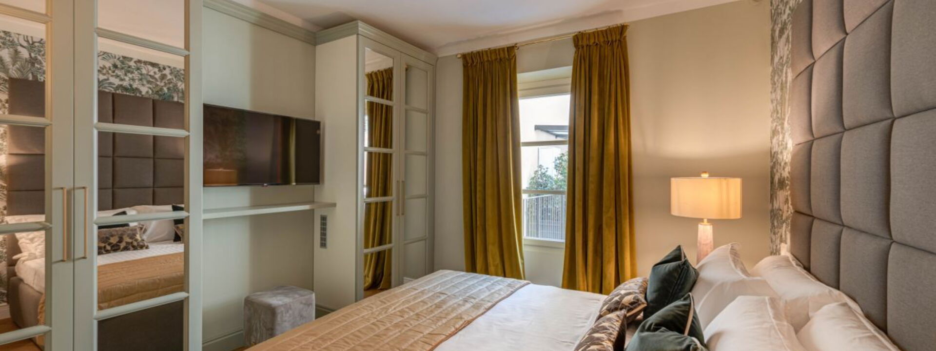 Palazzo Pazzi Vitali Luxury Apartments In Florence - Duomo Penthouse: Autunno, Camera da letto, Estate, Inverno, Primavera