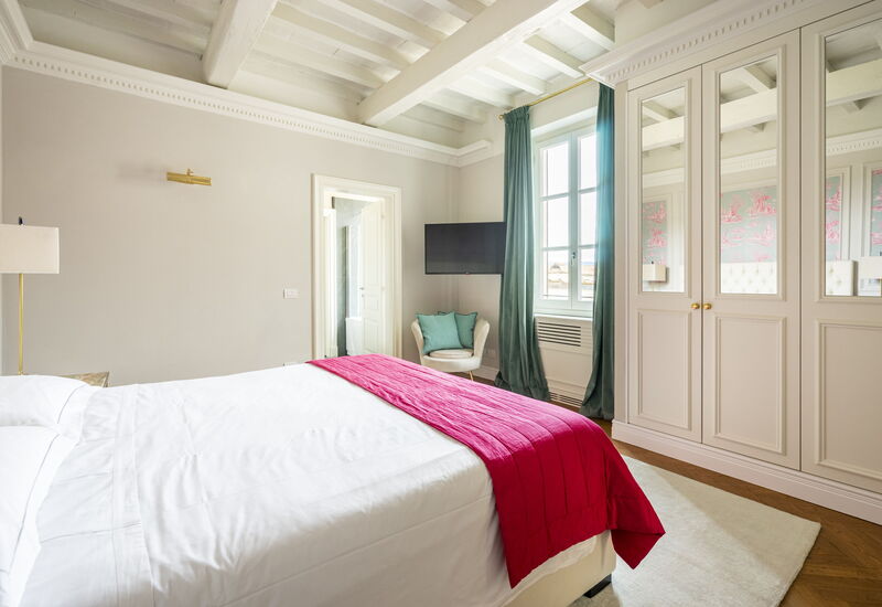 Palazzo Pazzi Vitali Luxury Apartments In Florence - Albizi Penthouse: Automne, chambre à coucher, Été, Hiver, Printemps