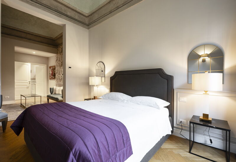 Palazzo Pazzi Vitali Luxury Apartments In Florence - Albizi Penthouse: Automne, chambre à coucher, Été, Hiver, Printemps
