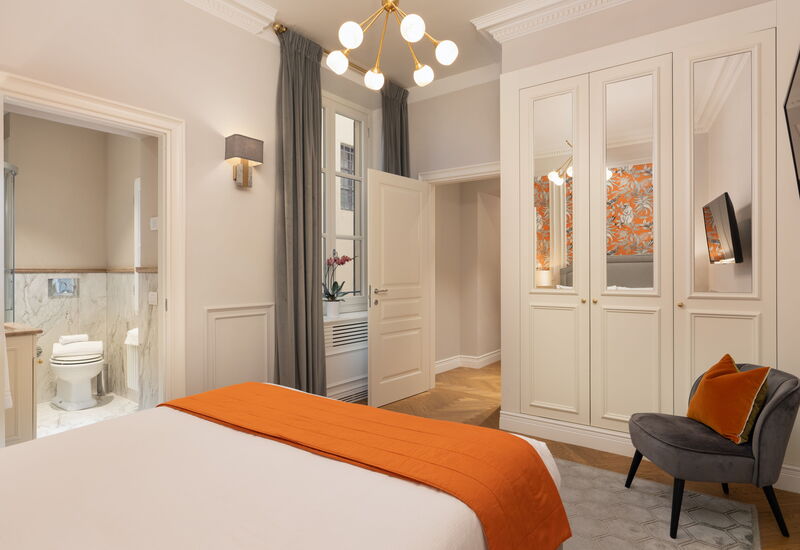 Palazzo Pazzi Vitali Luxury Apartments In Florence - Bargello Penthouse: Automne, chambre à coucher, Été, Printemps