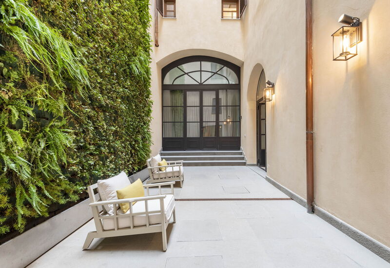 Palazzo Pazzi Vitali Luxury Apartments In Florence: Automne, Été, Extérieurs, Jardin, Printemps