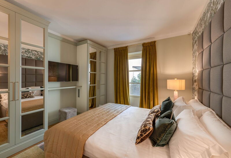 Palazzo Pazzi Vitali Luxury Apartments In Florence - Duomo Penthouse: Automne, chambre à coucher, Été, Hiver, Printemps