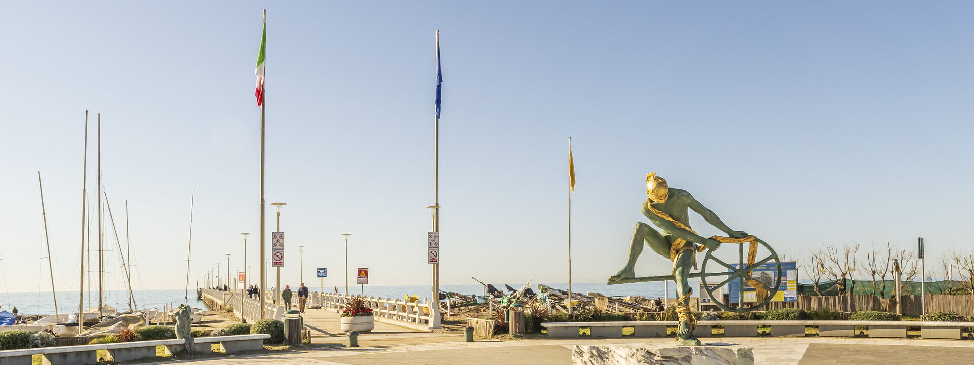 Villa Le Fontanelle In Forte Dei Marmi With Ac: Autunno, Estate, Esterni, Primavera