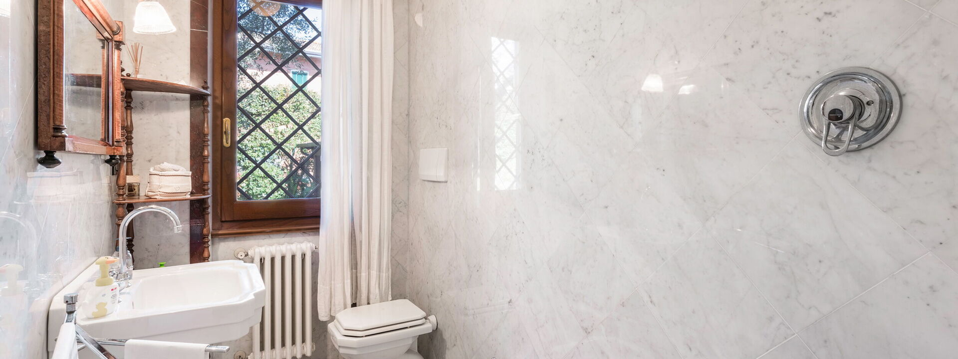 Villa Le Fontanelle In Forte Dei Marmi With Ac: Autunno, Bagno, Estate, Primavera