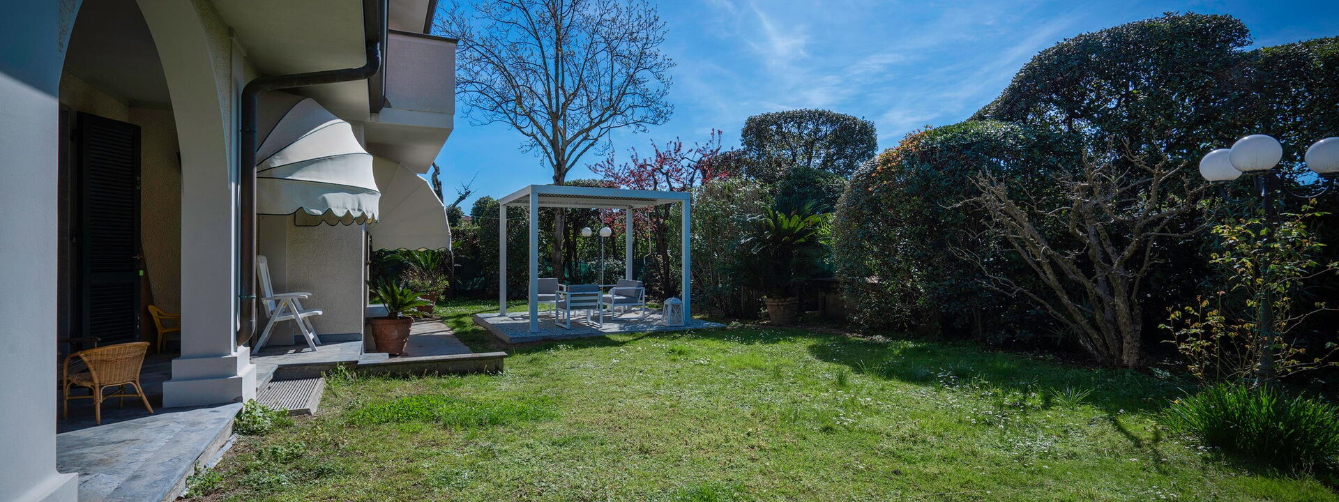 Villa Le Fontanelle In Forte Dei Marmi With Ac: Autunno, Estate, Giardino, Primavera