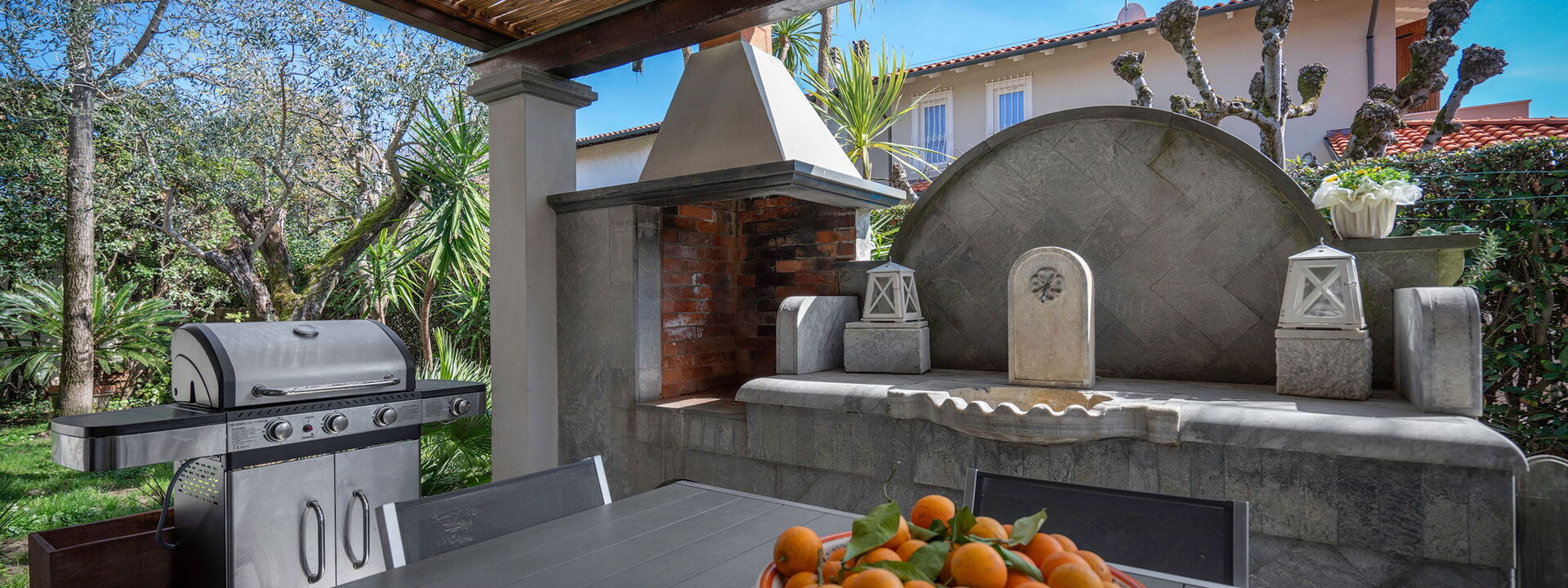 Villa Le Fontanelle In Forte Dei Marmi With Ac: Autunno, Estate, Giardino, Primavera