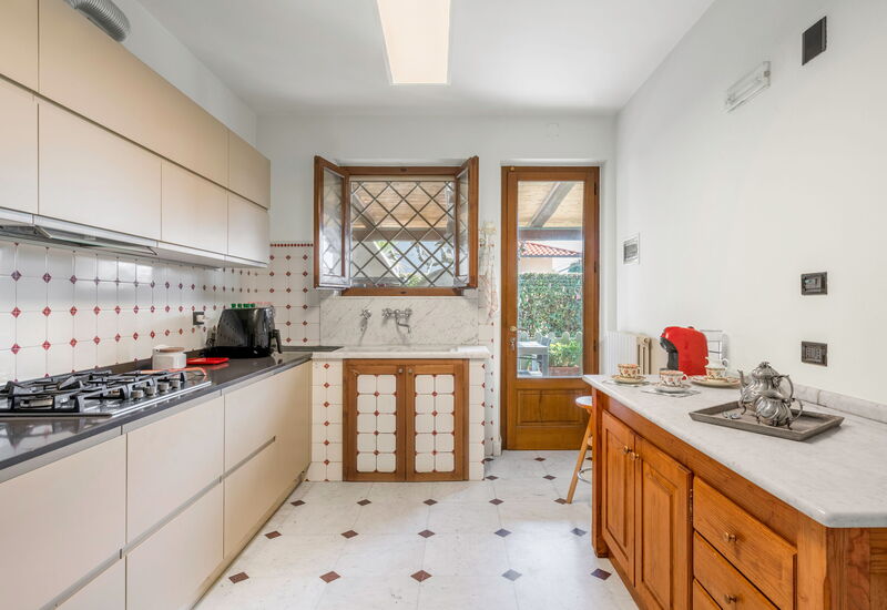 Villa Le Fontanelle In Forte Dei Marmi With Ac: Autunno, Cucina, Estate, Primavera