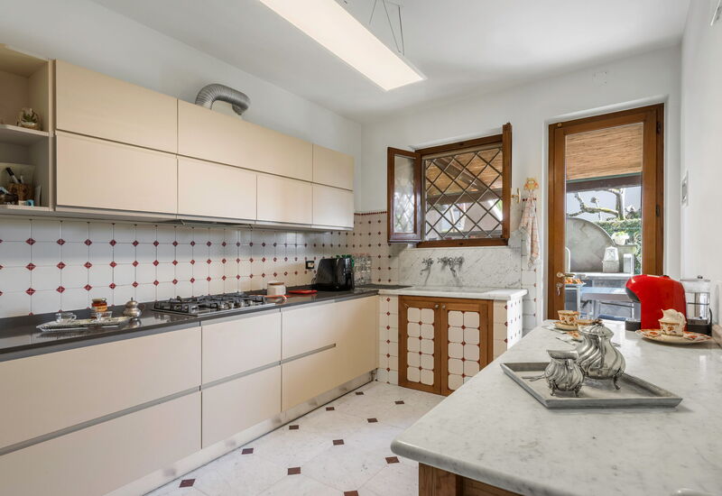 Villa Le Fontanelle In Forte Dei Marmi With Ac: Autunno, Cucina, Estate, Primavera