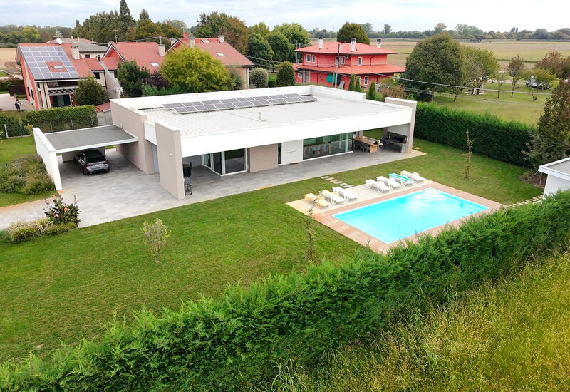 Stima Home, Padova, Pool, Ac: Autumn, Building Exterior, Spring, Summer, Winter