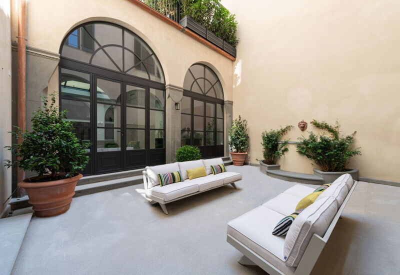Duomo Penthouse Luxury Apartment In Florence By Palazzo Pazzi Vitali: Automne, Été, Hiver, Jardin, Printemps