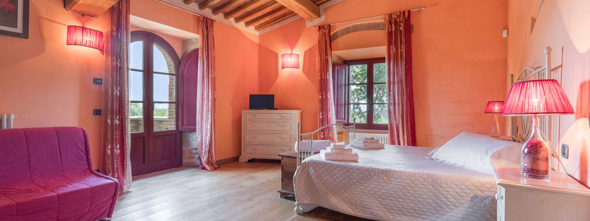 Villa Meraviglia With Pool And Ac: Autunno, Camera da letto, Estate, Primavera