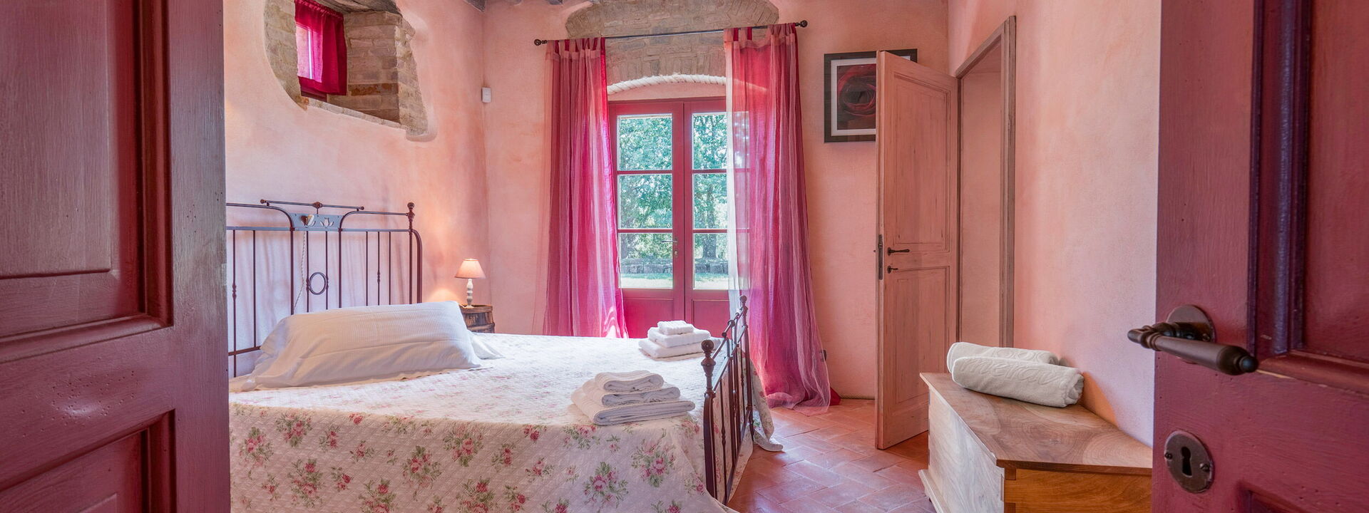 Villa Meraviglia With Pool And Ac: Autunno, Camera da letto, Estate, Primavera