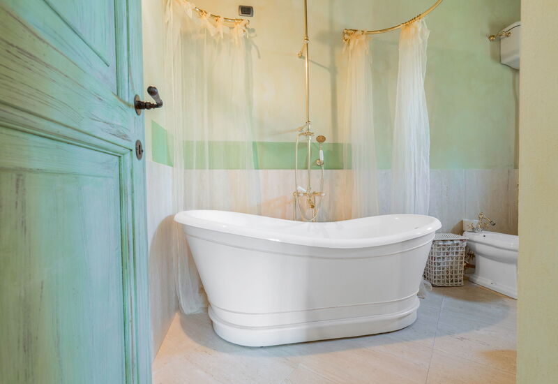 Villa Meraviglia With Pool And Ac: Automne, Été, Printemps, Salle de bain