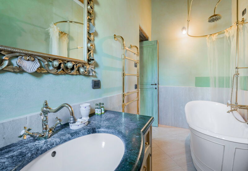 Villa Meraviglia With Pool And Ac: Automne, Été, Printemps, Salle de bain