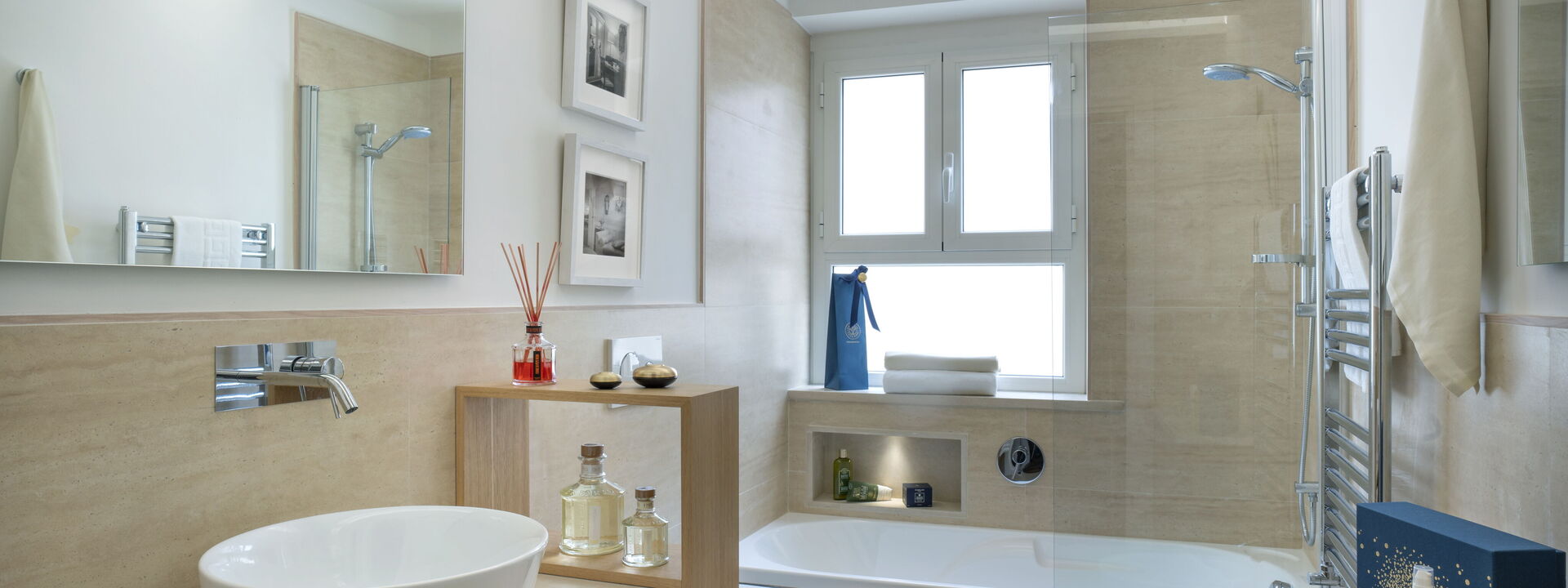 Tosca With Beach & Breakfast Included: Autumn, Bathroom, Spring, Summer, Winter