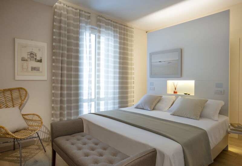 Tosca With Beach & Breakfast Included: Autumn, Bedroom, Spring, Summer, Winter