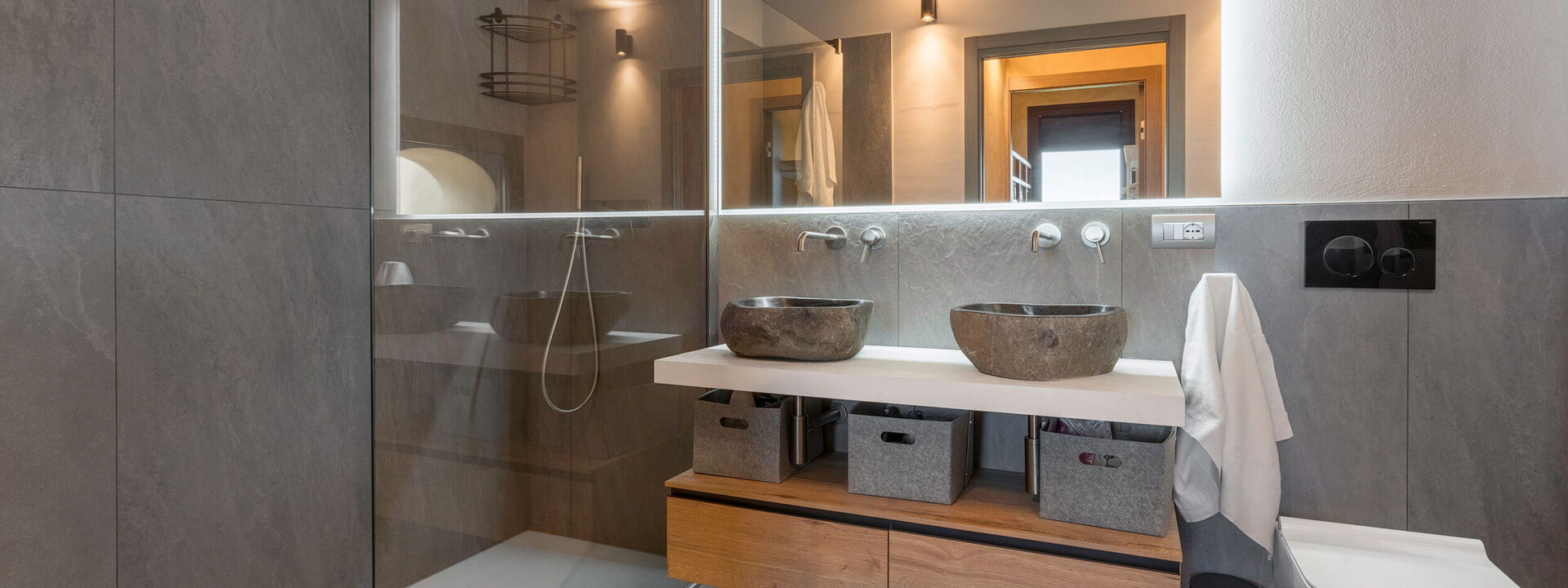 Punteriolo Spereto Family Apartment With Pool,: Autumn, Bathroom, Spring, Summer