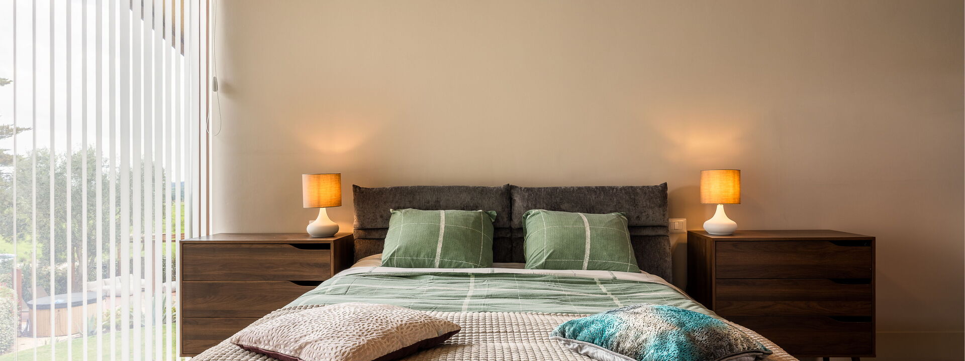 Melaiolo Modern Apartment With Pool, Montaione, Toscana: Autunno, Camera da letto, Estate, Primavera
