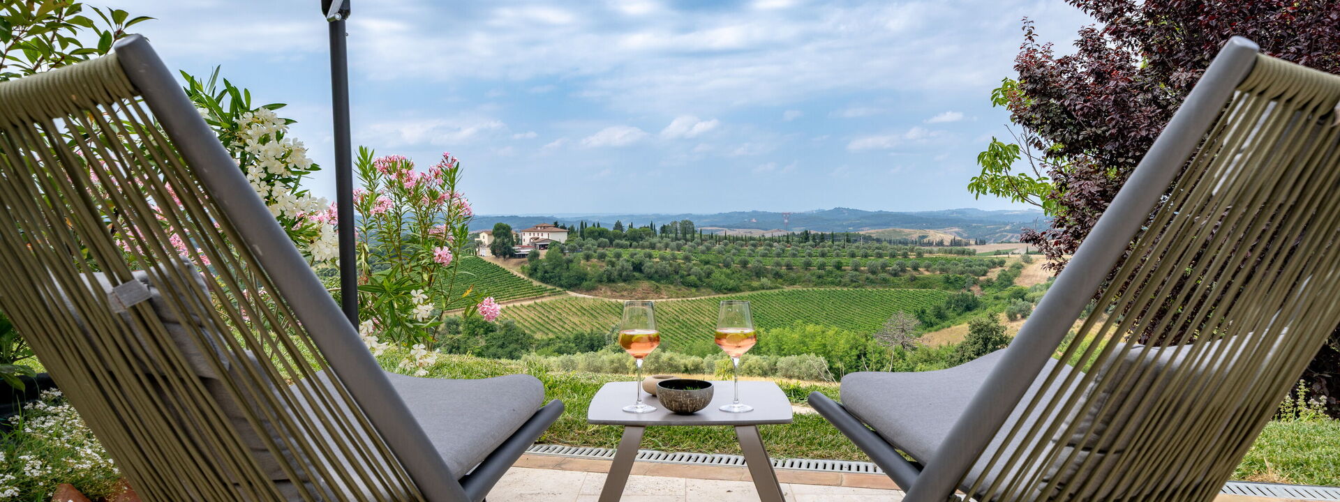 Melaiolo Modern Apartment With Pool, Montaione, Toscana: Autumn, Garden, Spring, Summer