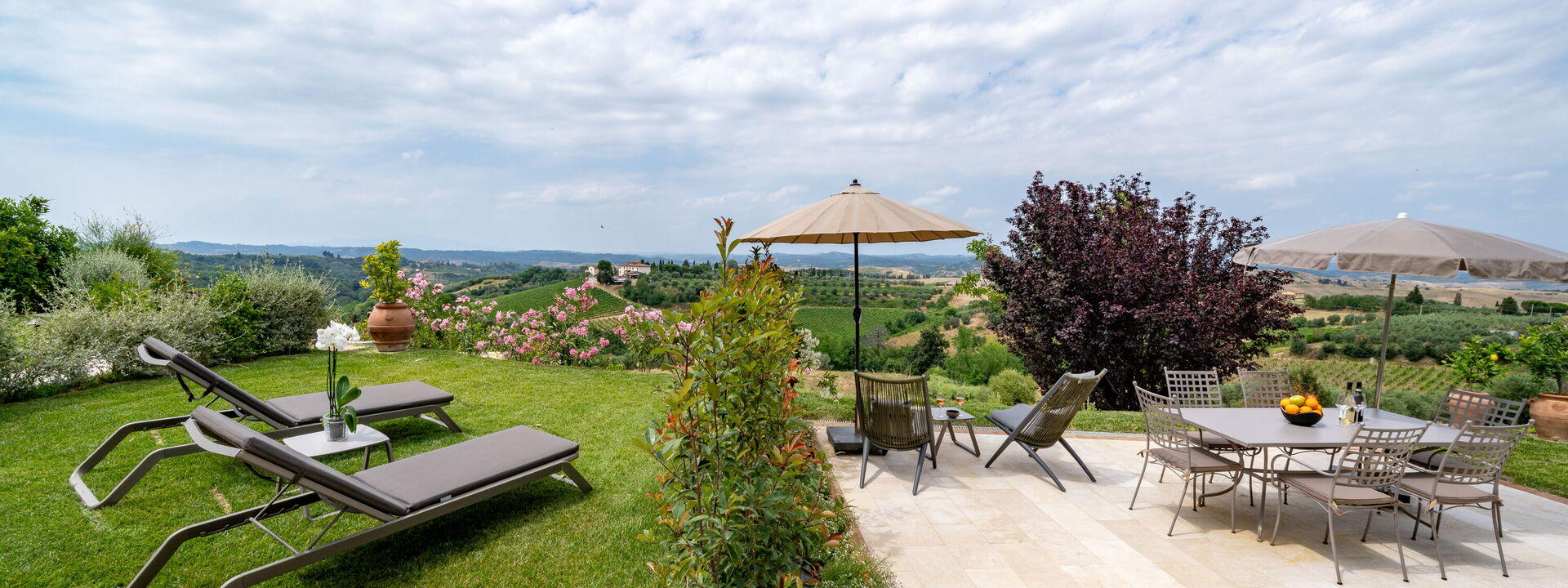 Melaiolo Modern Apartment With Pool, Montaione, Toscana: Autumn, Garden, Spring, Summer