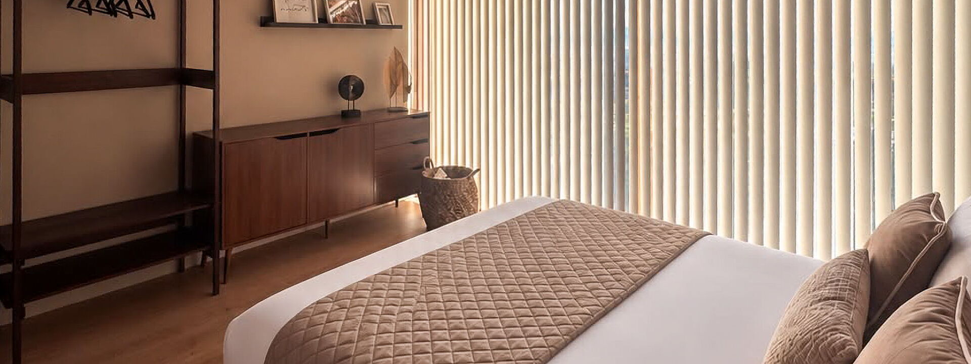 Melaiolo Modern Apartment with Pool, Montaione, Toscana: Autunno, Camera da letto, Estate, Primavera