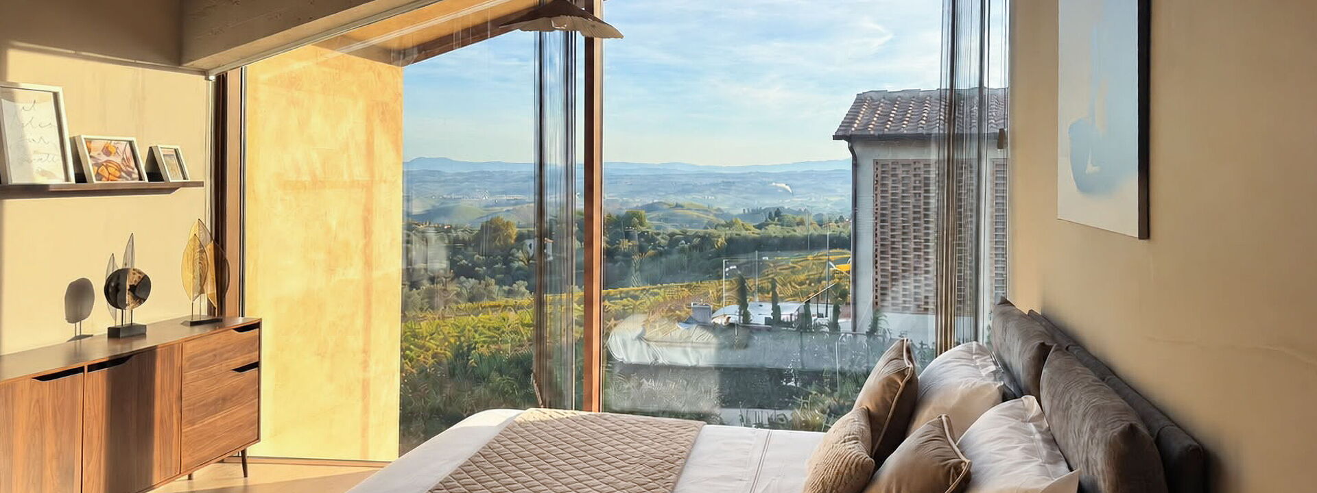Melaiolo Modern Apartment with Pool, Montaione, Toscana: Autunno, Camera da letto, Estate, Primavera