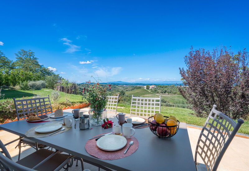 Melaiolo Modern Apartment With Pool, Montaione, Toscana: Automne, Été, Jardin, Printemps