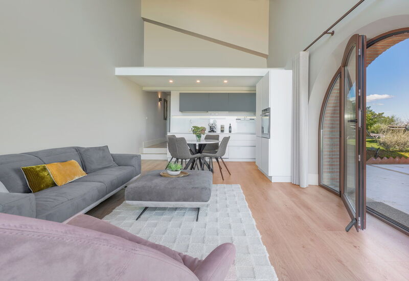 Melaiolo Modern Apartment With Pool, Montaione, Toscana: Automne, Été, Printemps, Salon