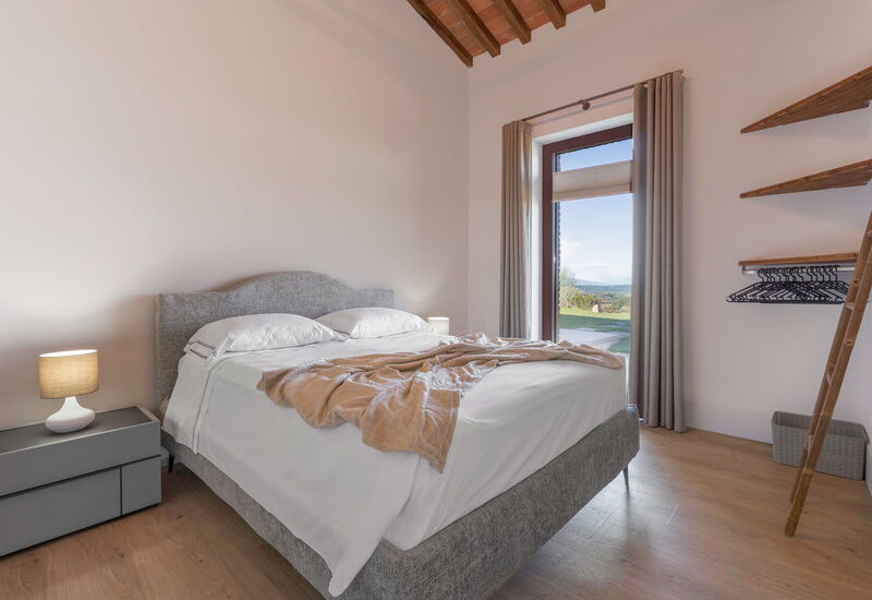 Melaiolo Modern Apartment With Pool, Montaione, Toscana: Automne, chambre à coucher, Été, Printemps