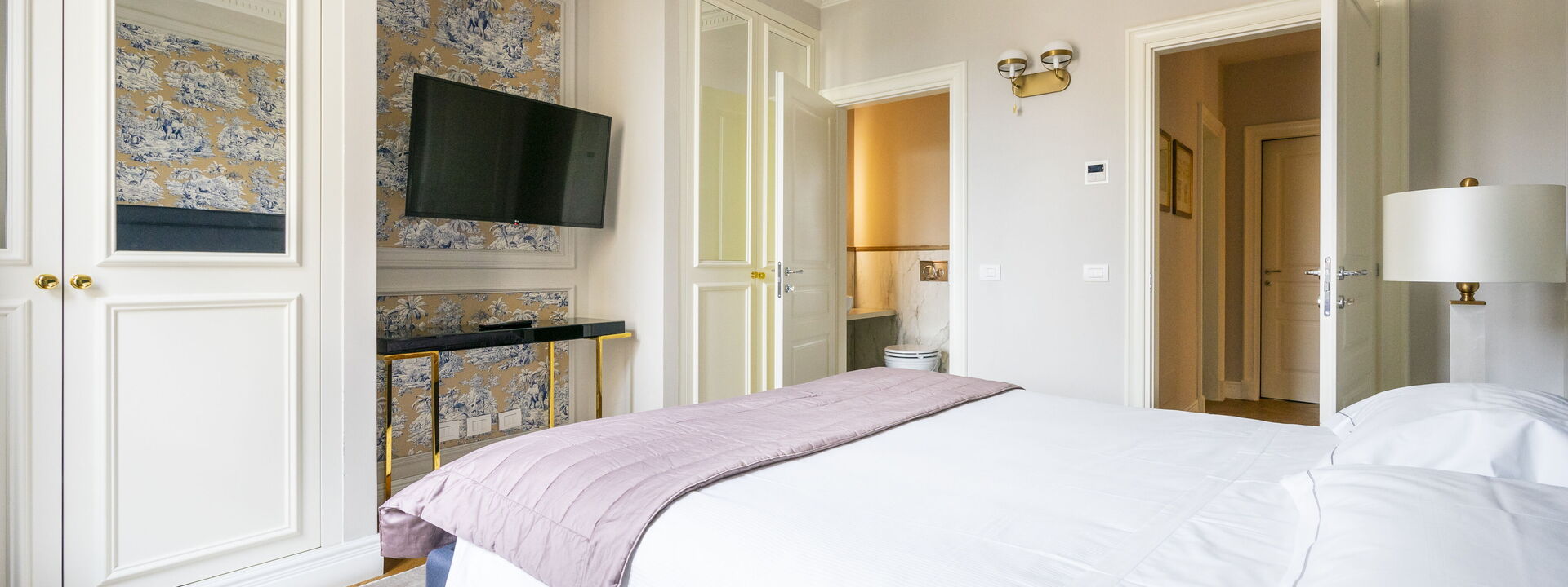 Albizi Penthouse Luxury Apartment In Florence By Palazzo Pazzi Vitali: Frühling, Herbst, Schlafzimmer, Sommer, Winter