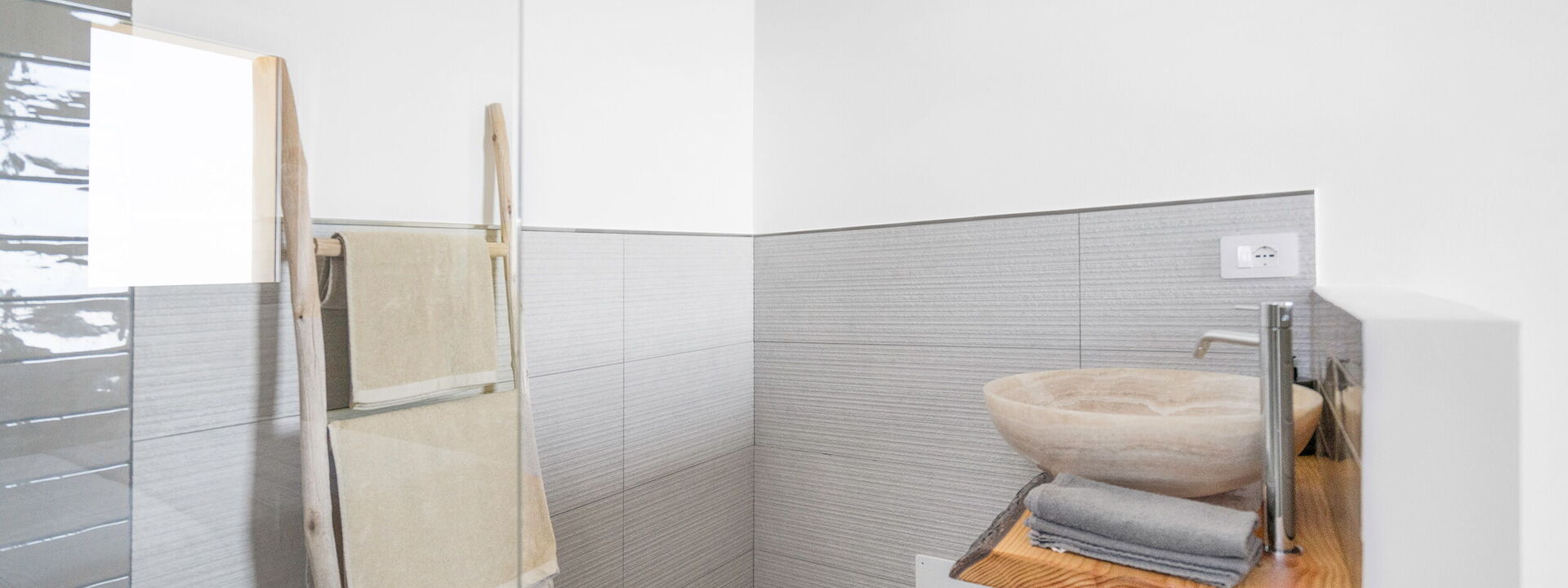 Belmonte Spereto Apartment With Pool, Montaione: Autumn, Bathroom, Spring, Summer