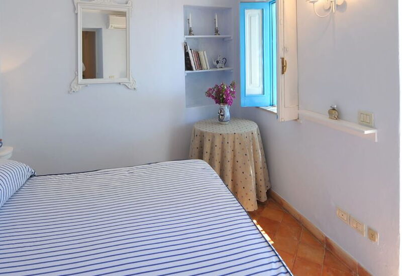 Torre Sponda - Casa Angelica, Private Beach: Frühling, Herbst, Schlafzimmer, Sommer