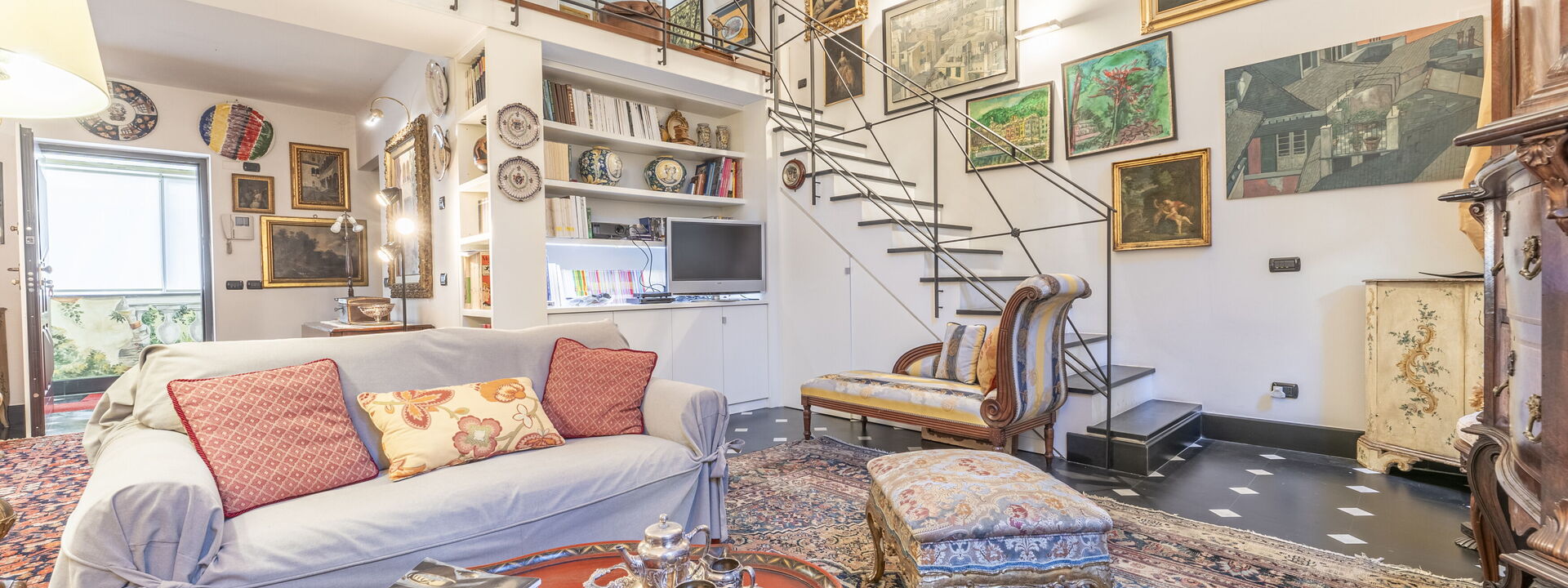 Portello Square Lux Apartment Genova: Automne, Été, Printemps, Salon