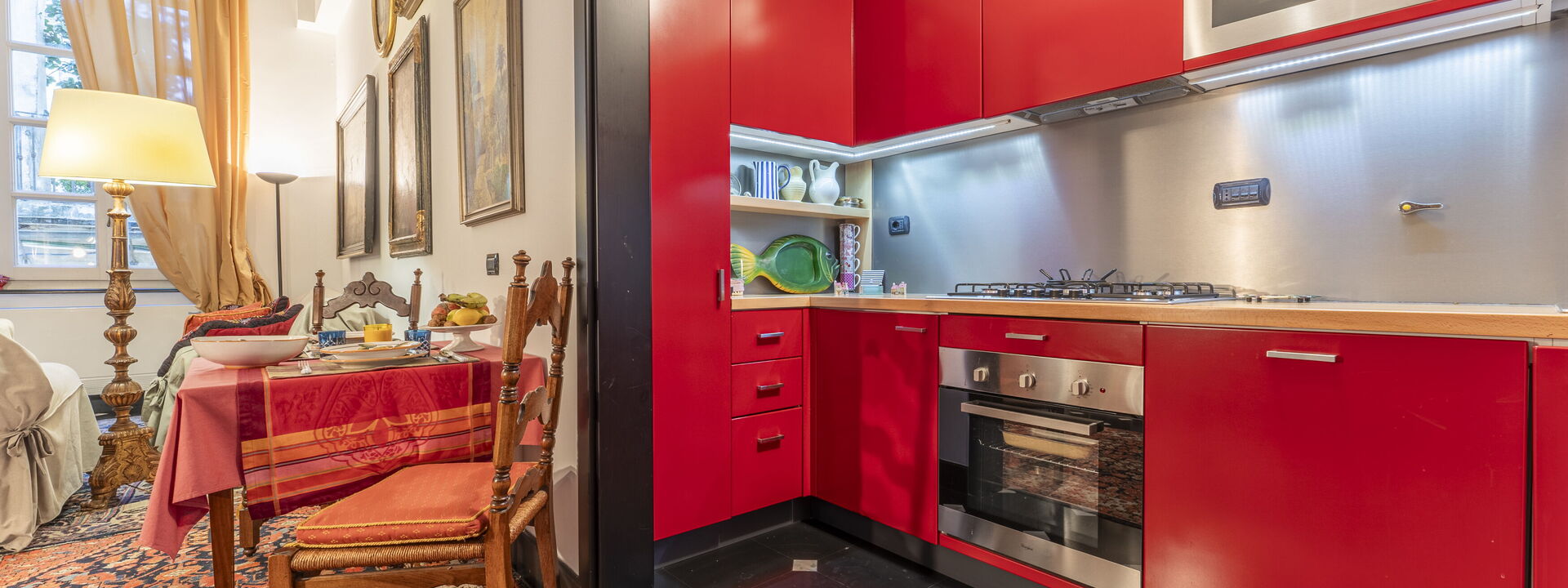 Portello Square Lux Apartment Genova: Automne, Cuisine, Été, Printemps