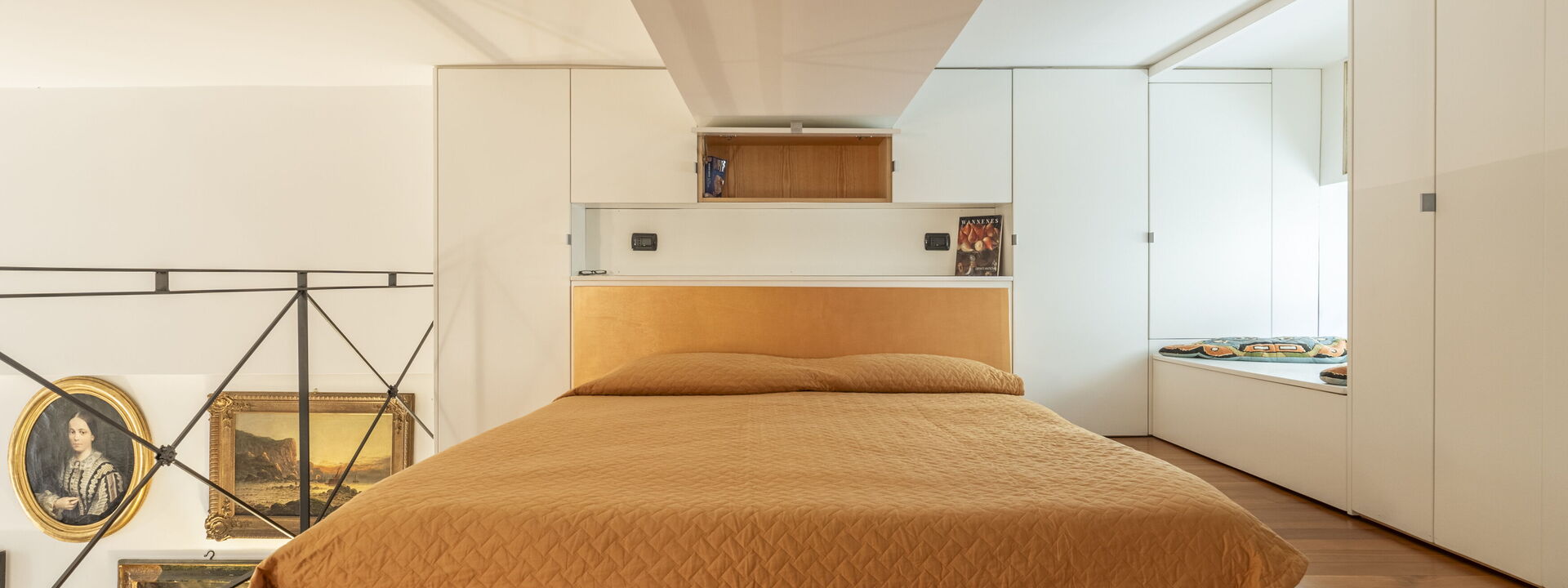 Portello Square Lux Apartment Genova: Automne, chambre à coucher, Été, Printemps