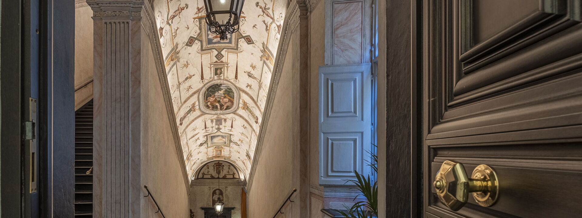 Portello Square Lux Apartment Genova: Automne, Autre salle, Été, Printemps