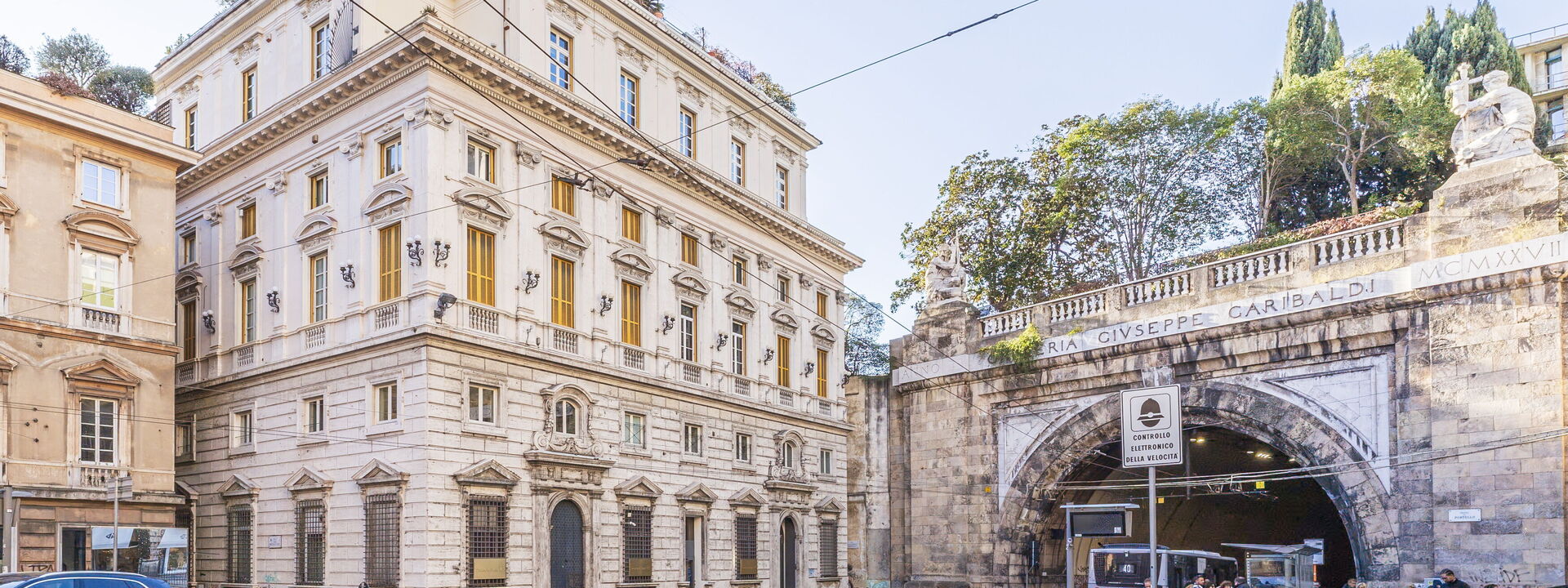 Portello Square Lux Apartment Genova: Automne, Été, Extérieurs, Printemps