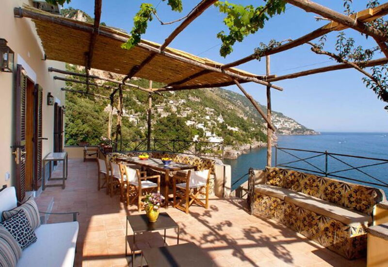 Villa Torre Sponda Private Beach: Ansichten, Balkon / Terrasse / Patio, Frühling, Herbst, Sommer