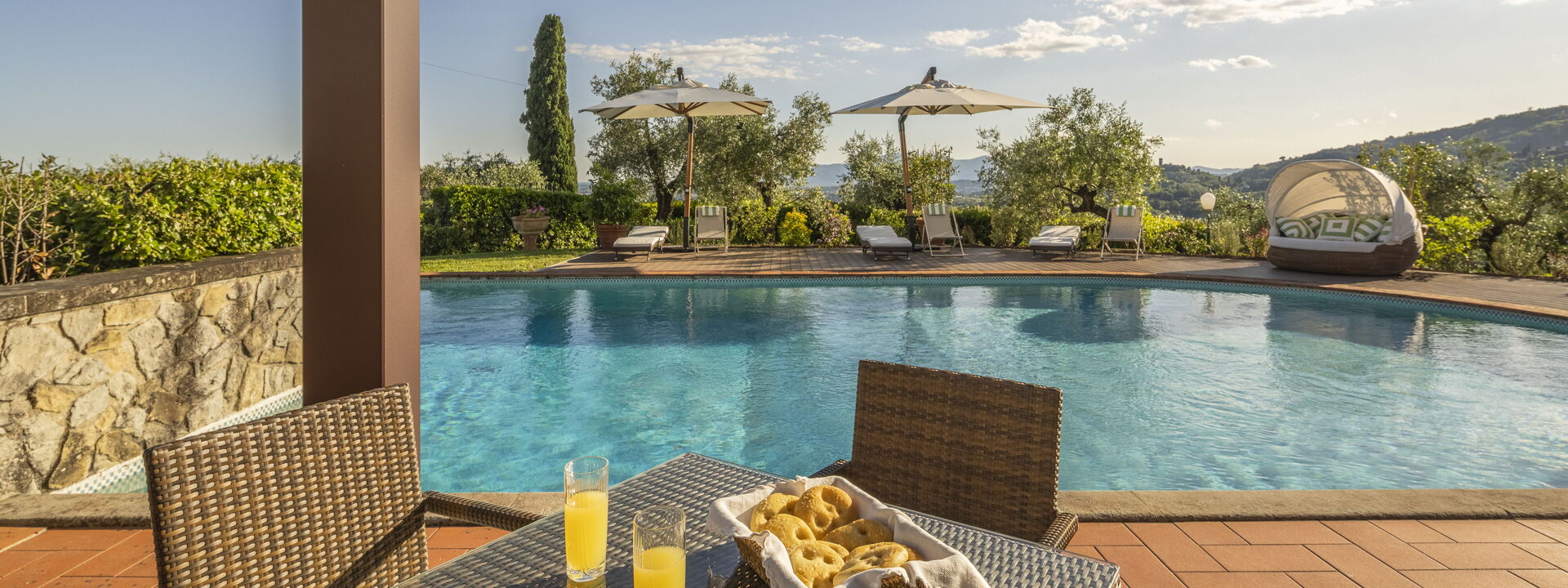 Villa Alessia Luxury: Autumn, Pool, Spring, Summer