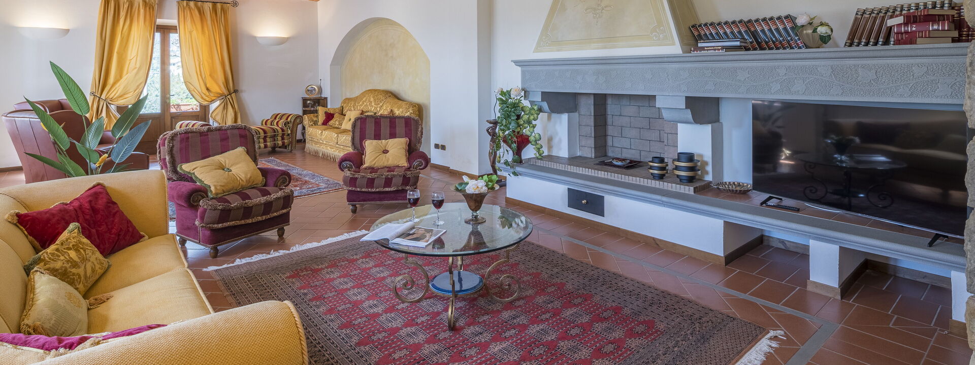 Villa Alessia Luxury: Autumn, Living Room, Spring, Summer