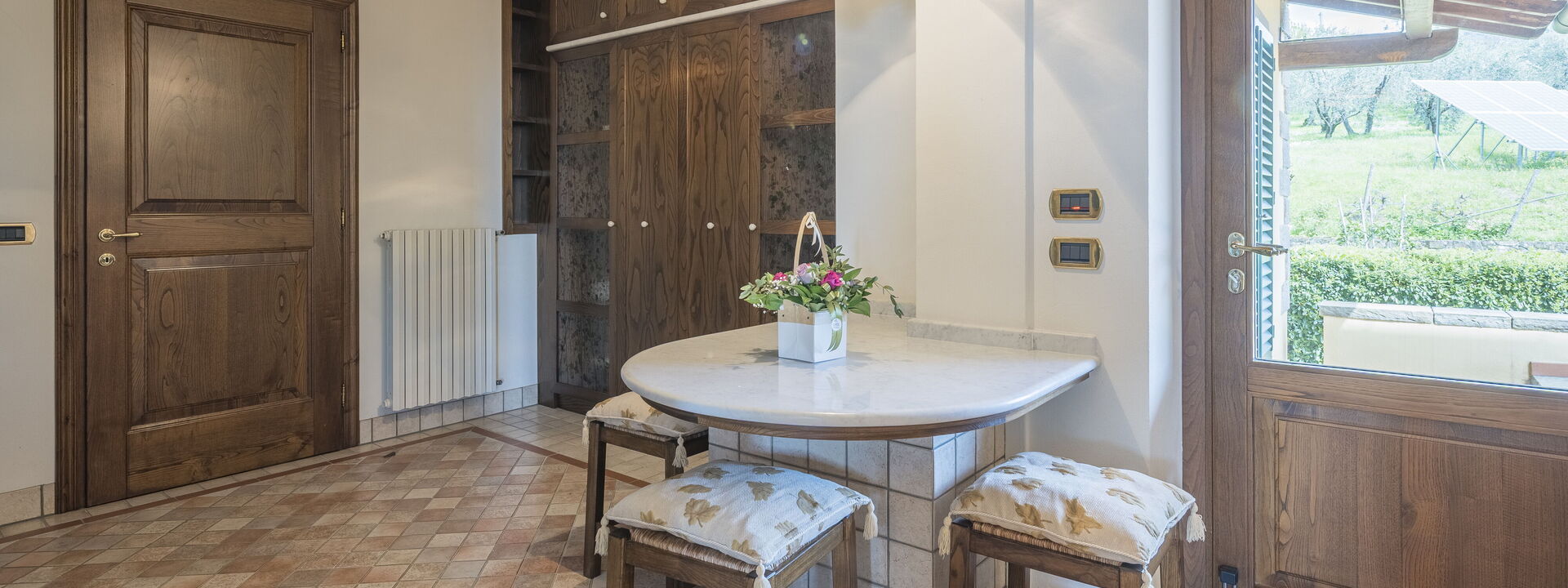 Villa Alessia Luxury: Autumn, Dining Room, Kitchen, Spring, Summer