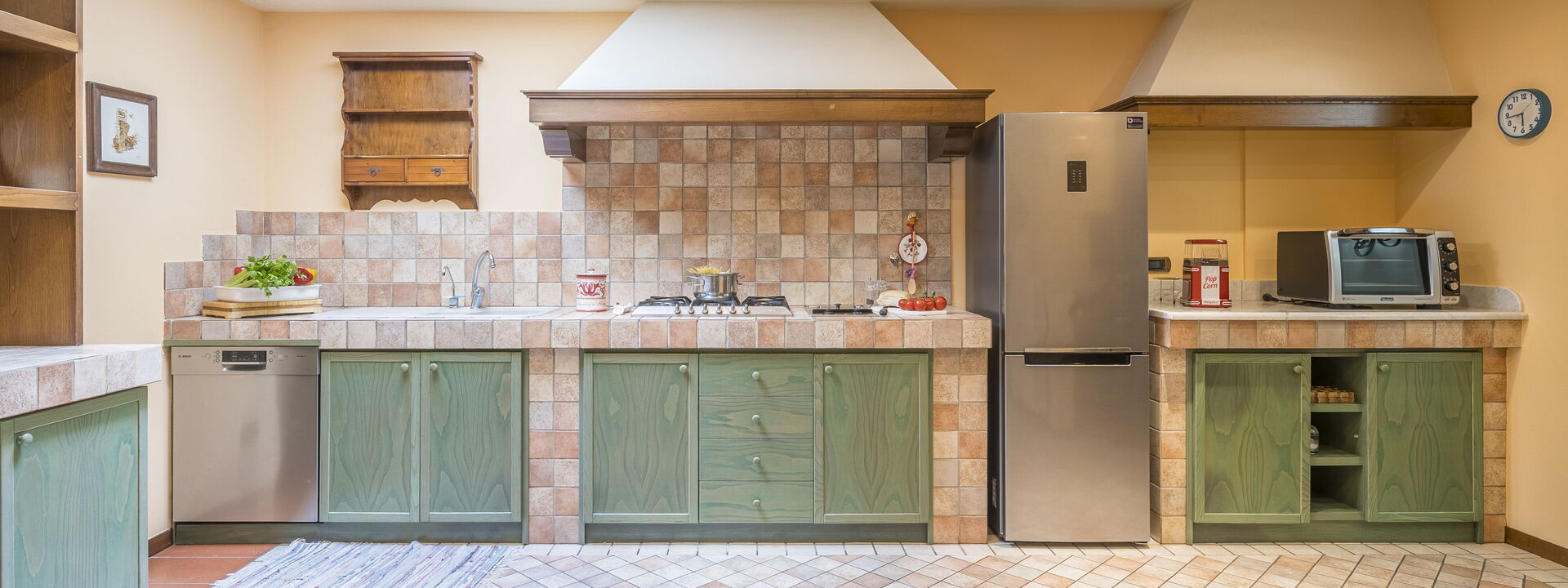 Villa Alessia Luxury: Autumn, Kitchen, Spring, Summer