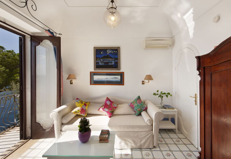 Torre Sponda - Cisterna Piccola, Private Beach: Frühling, Herbst, Sommer