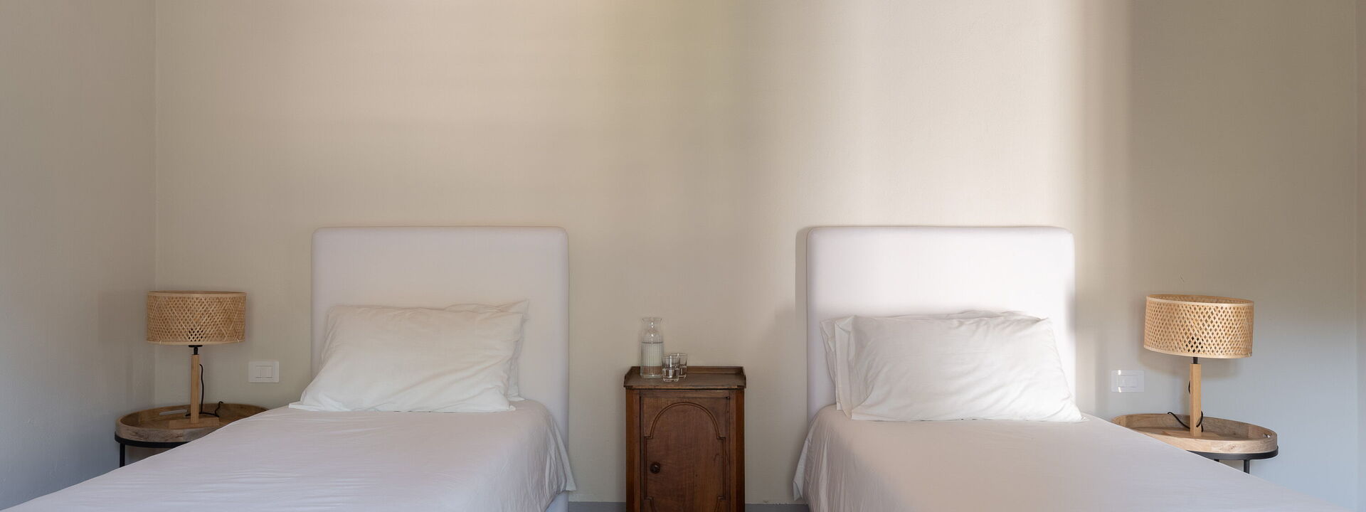 Relais Badia a Passignano - Relais Badia a Passignano - Appartamento Garnacha: Frühling, Herbst, Schlafzimmer, Sommer