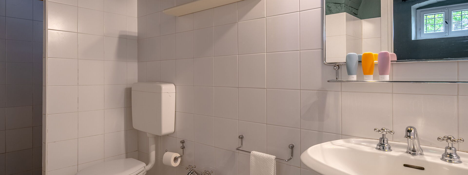 Relais Badia a Passignano - Relais Badia a Passignano - Appartamento Sangiovese: Bad, Frühling, Herbst, Sommer