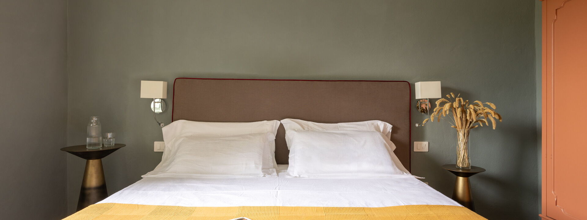 Relais Badia a Passignano - Relais Badia a Passignano - Appartamento Prosecco: Frühling, Herbst, Schlafzimmer, Sommer